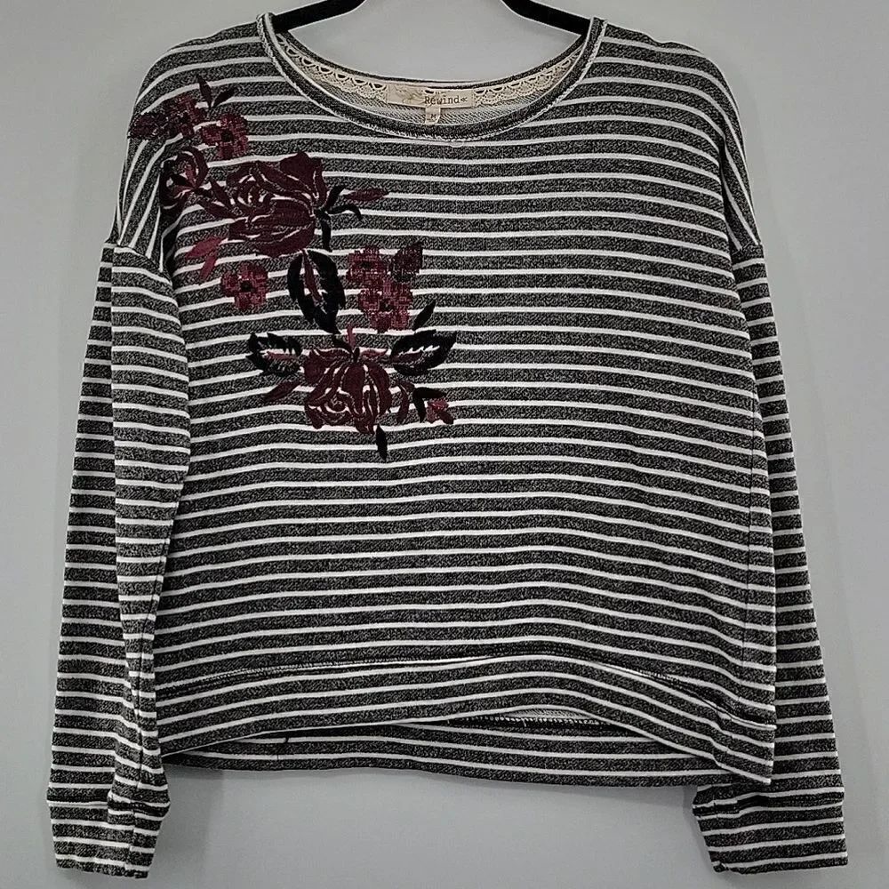 3 For$20 Rewind Gray & White stripe shirt w/ Maroon & Black design size M